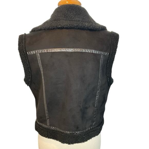 Mark Edwards Studios Sherpa Lined Faux Leather Vest Size Small Black/Silver NWT - Picture 3 of 12